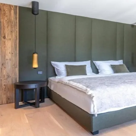 Conseil Apartment